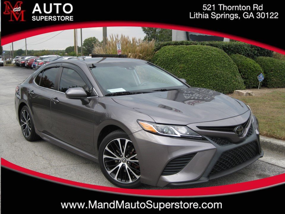 2020 Toyota Camry SE