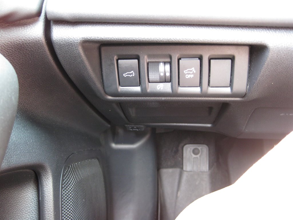 2022 Subaru Outback Limited - Photo 14