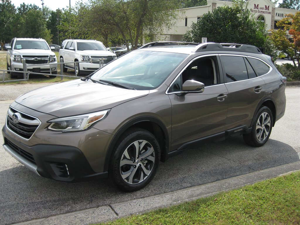 2022 Subaru Outback Limited - Photo 8