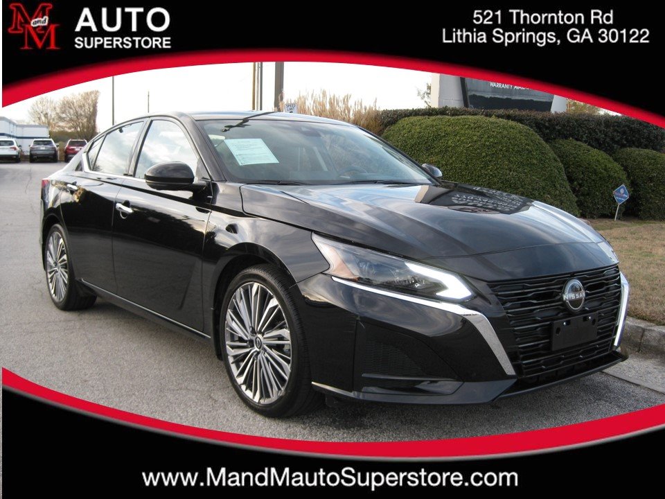 2024 Nissan Altima SL's photo