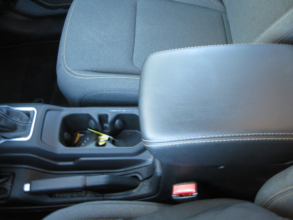 2025 Jeep Wrangler 4xe Sahara 4XE - Photo 29