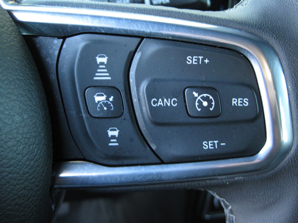 2025 Jeep Wrangler 4xe Sahara 4XE - Photo 16