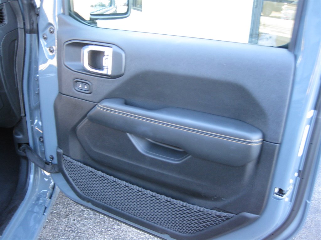 2025 Jeep Wrangler 4xe Sahara 4XE - Photo 39