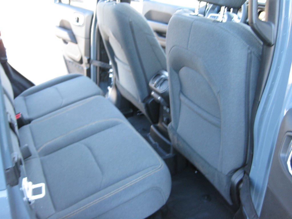 2025 Jeep Wrangler 4xe Sahara 4XE - Photo 36