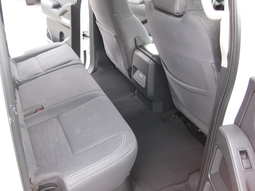 2022 Nissan Frontier SV - Photo 31