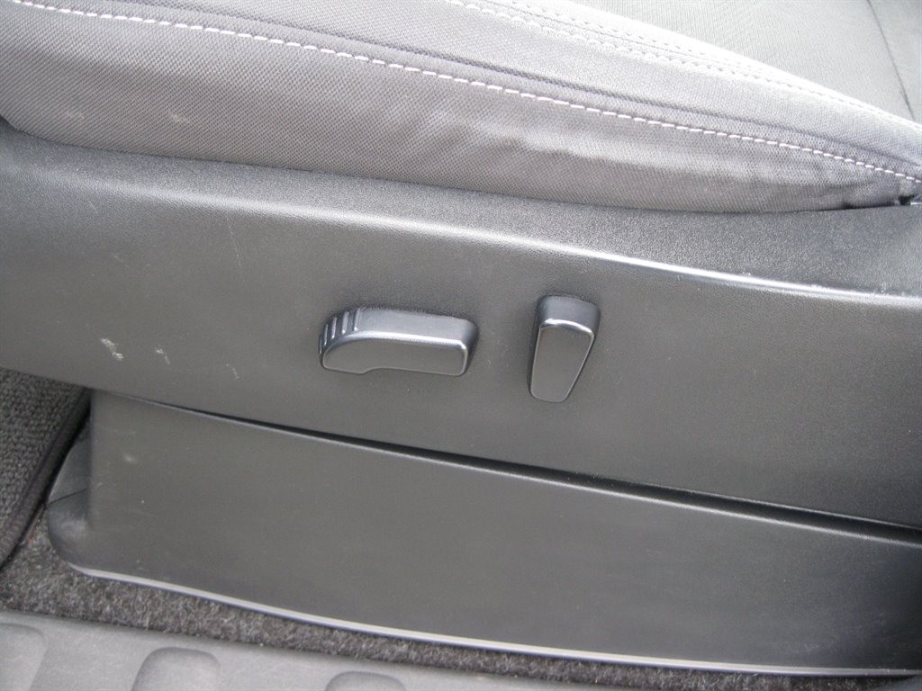 2022 Nissan Frontier SV - Photo 13