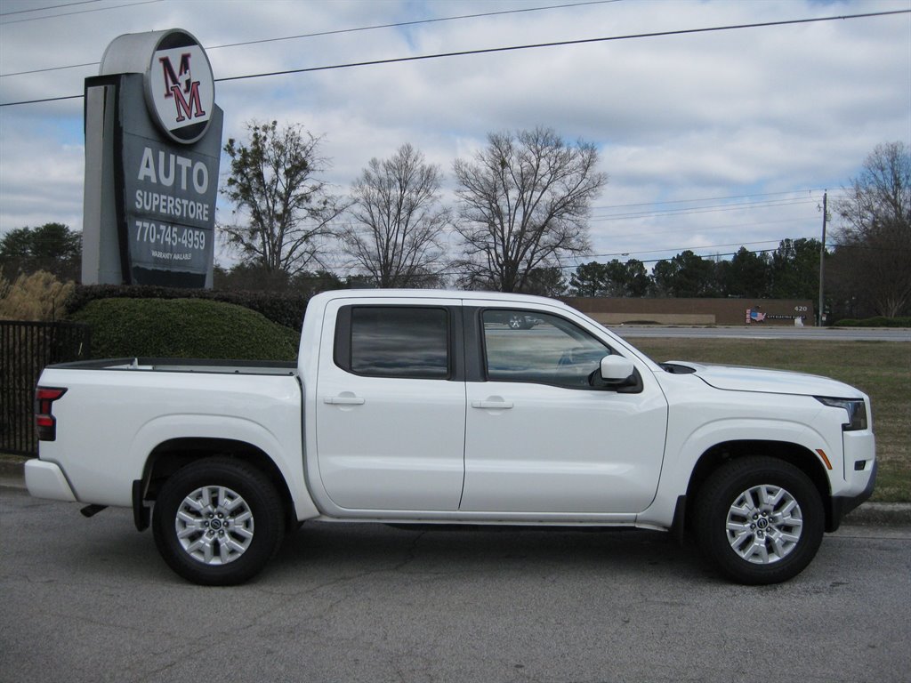 2022 Nissan Frontier SV - Photo 8