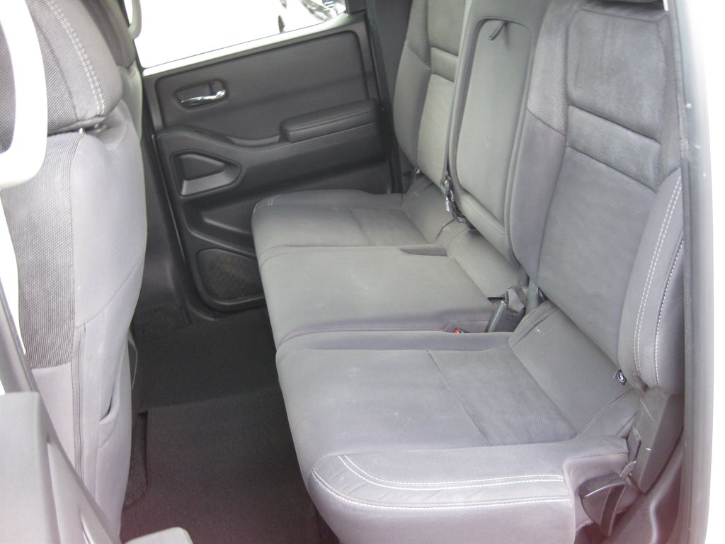 2022 Nissan Frontier SV - Photo 27