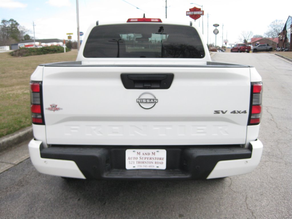 2022 Nissan Frontier SV - Photo 6