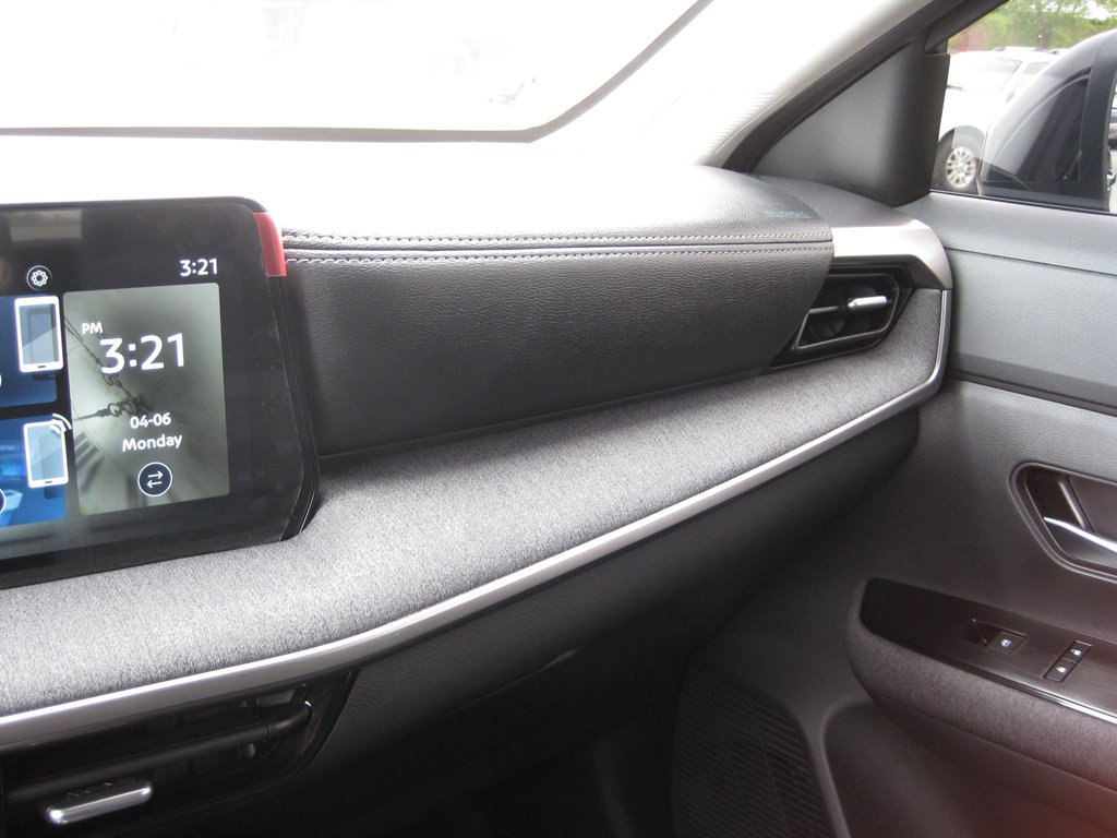 2026 Nissan KICKS SR - Photo 18