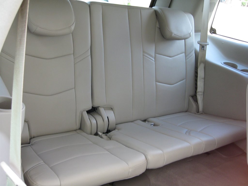2020 Cadillac Escalade Premium Luxury - Photo 37