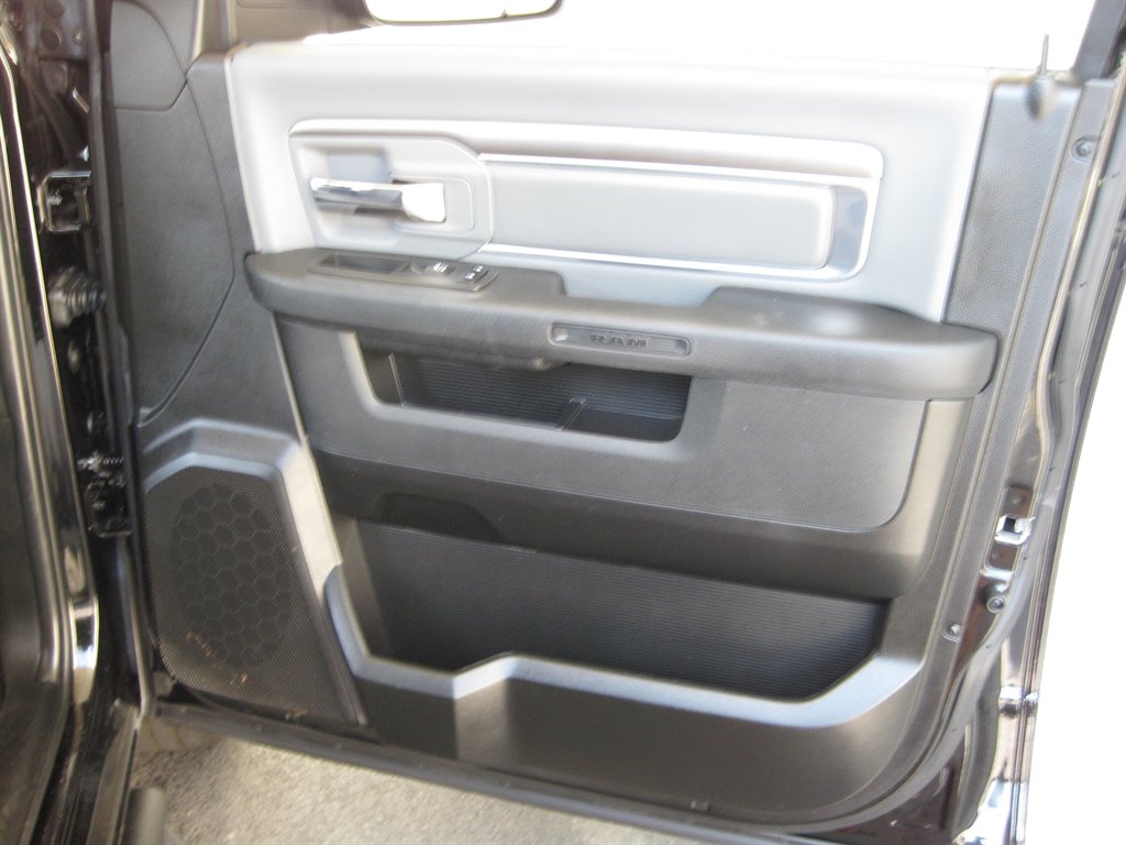 2023 RAM Ram 1500 Classic SLT - Photo 41