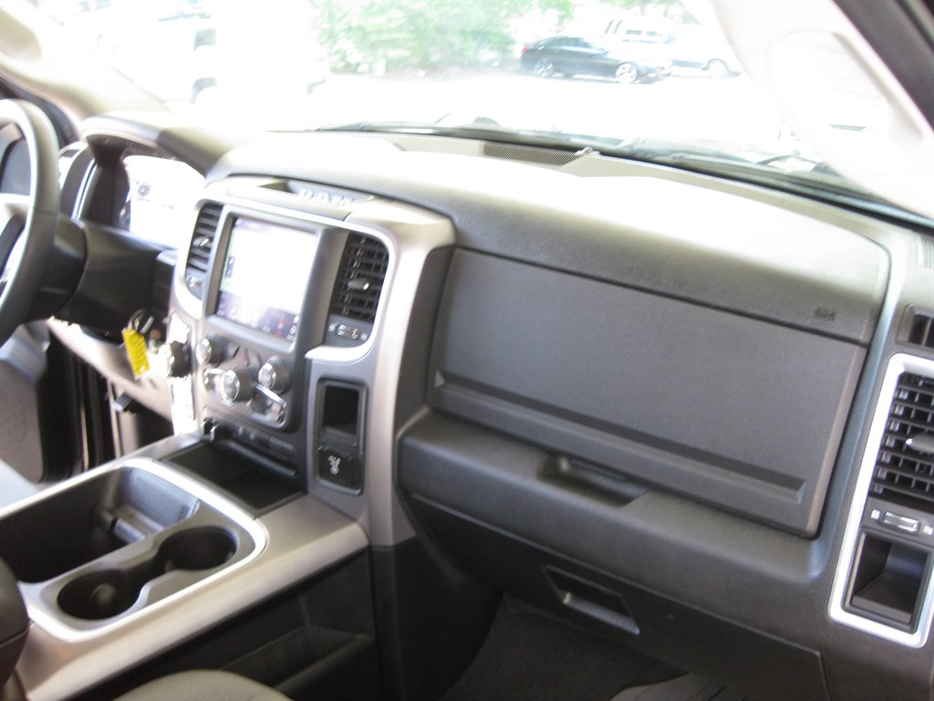 2023 RAM Ram 1500 Classic SLT - Photo 40