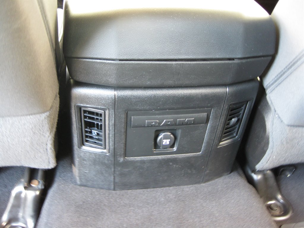 2023 RAM Ram 1500 Classic SLT - Photo 32