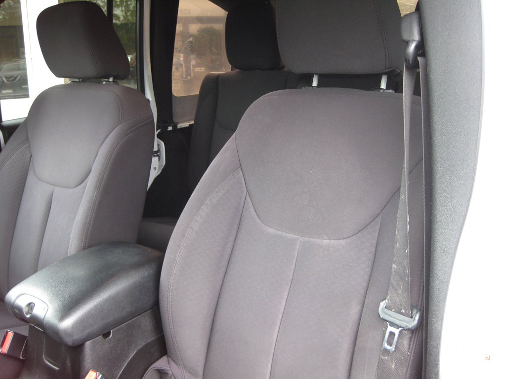 2013 Jeep Wrangler Unlimited Sport - Photo 25