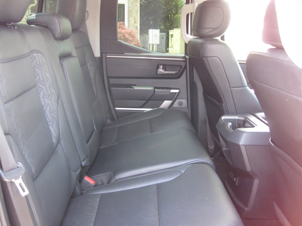 2022 Toyota Tundra Limited - Photo 30