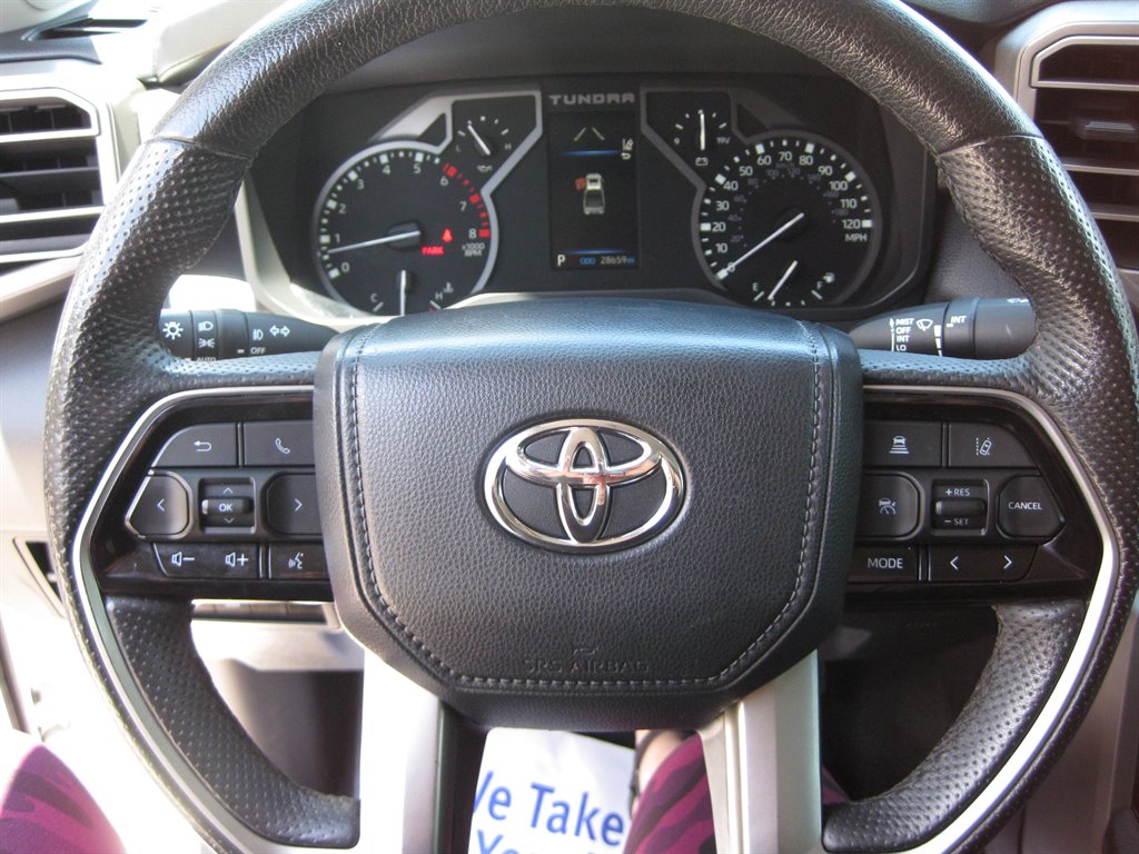 2022 Toyota Tundra Limited - Photo 13