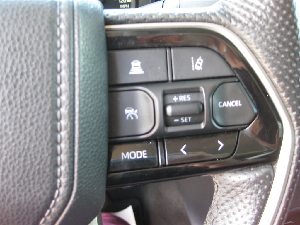 2022 Toyota Tundra Limited - Photo 15