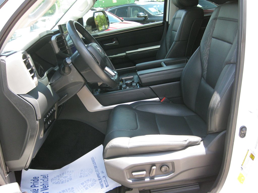 2022 Toyota Tundra Limited - Photo 26