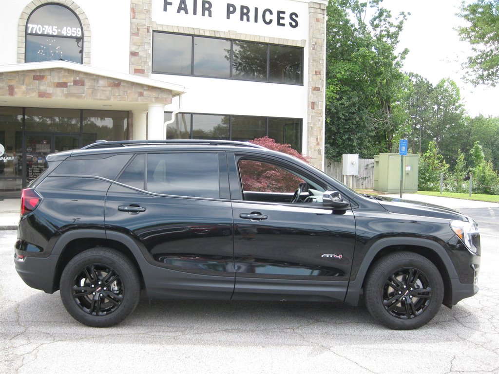 2022 GMC Terrain AT4 - Photo 8