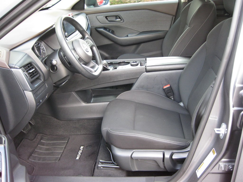 2023 Nissan Rogue S - Photo 24