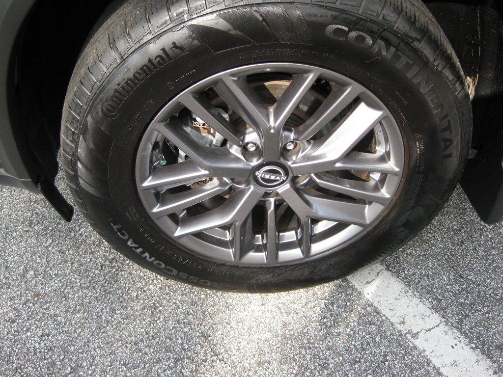 2023 Nissan Rogue S - Photo 9