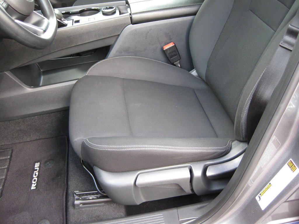 2023 Nissan Rogue S - Photo 22